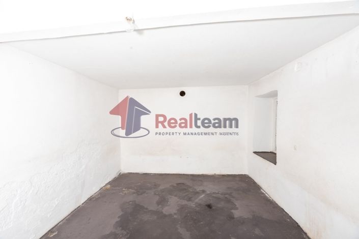 Image No.4-2 Bed Property for sale