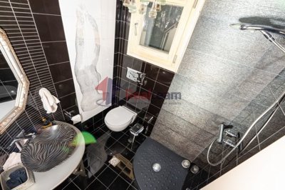 img2ff68320-e739-4958-aedd-1c40b51b85e9