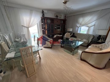 img47f57d9b-081c-4cea-87a9-60e00c389baf