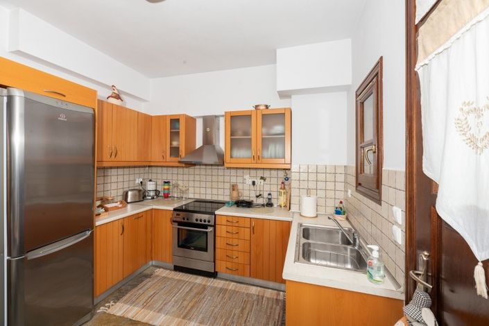 Image No.5-3 Bed Property for sale