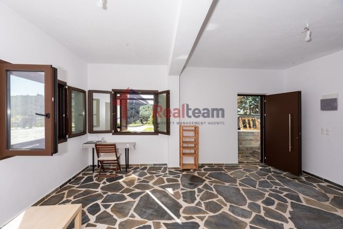 Image No.4-3 Bed Property for sale