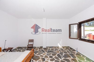 imgeb17d1e5-56df-4b73-8d10-760b40e87834