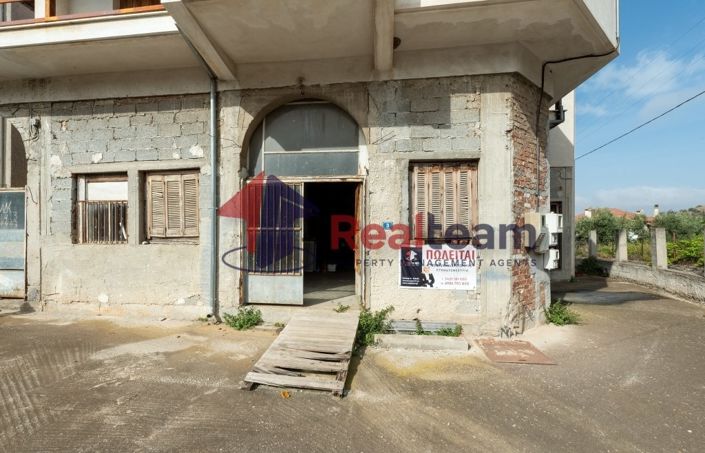 Image No.23-3 Bed Property for sale