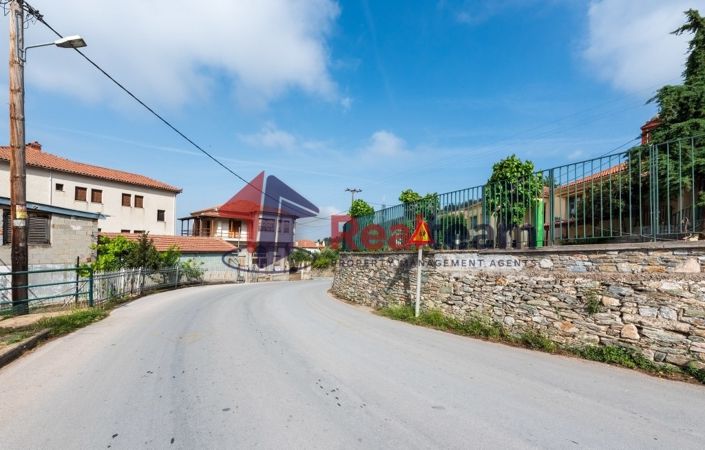 Image No.25-3 Bed Property for sale