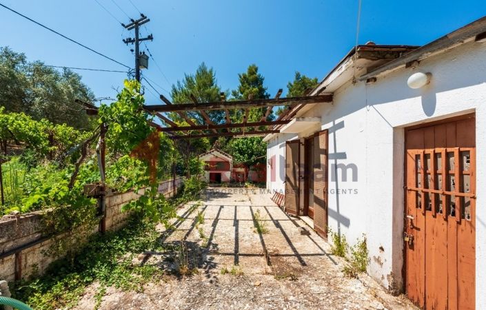 Image No.15-1 Bed Property for sale