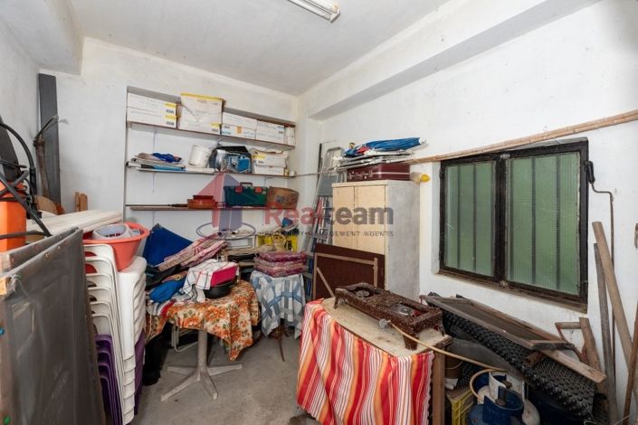 Image No.16-2 Bed Property for sale