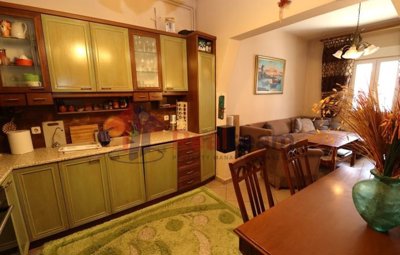 img42de4b48-6f4d-4e3c-8913-c446461742b3