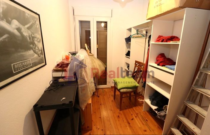 Image No.17-3 Bed Property for sale