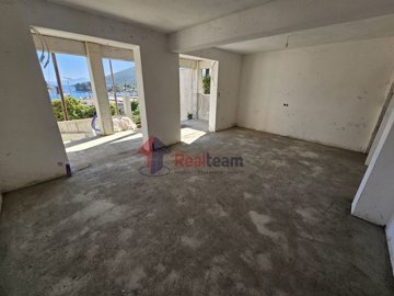 img9dab3bd9-7baf-436d-aeaf-e1b244bb9667