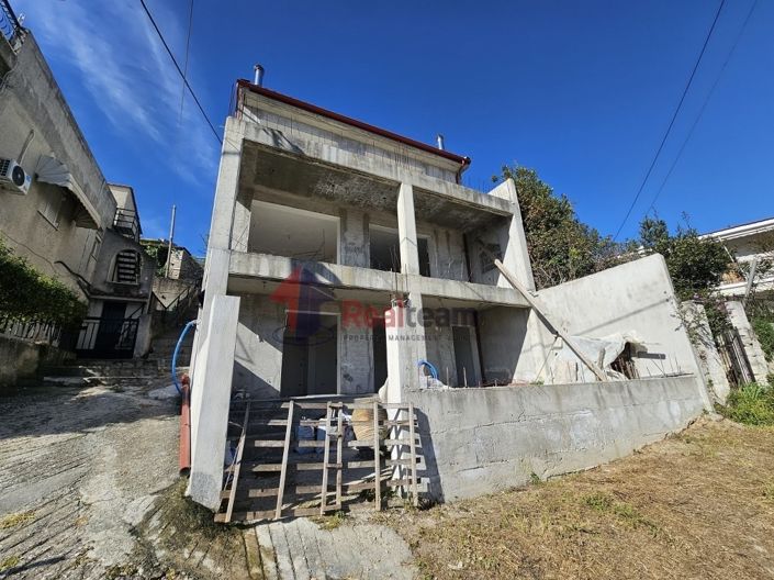 Image No.3-2 Bed Property for sale