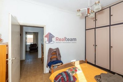 img0586f0d7-35b4-446d-9cdc-22fd107b623c