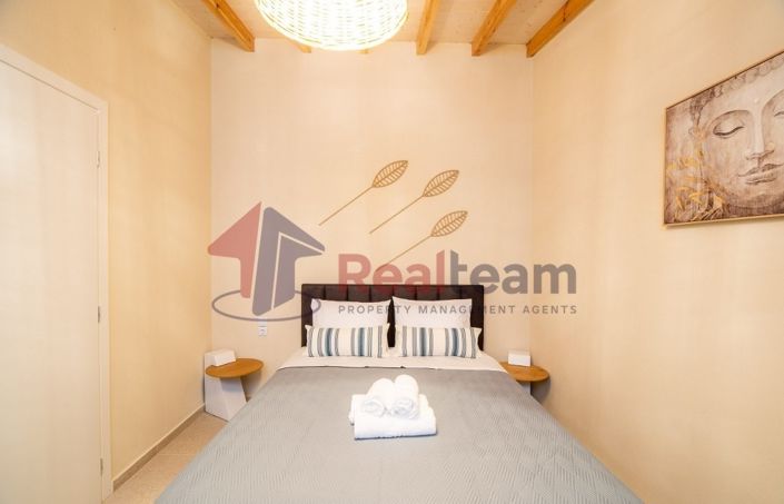 Image No.21-1 Bed Property for sale