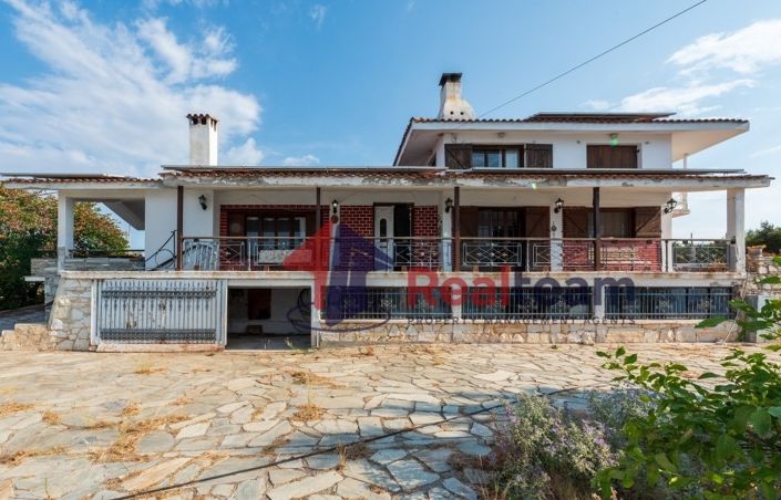 Image No.21-3 Bed Property for sale