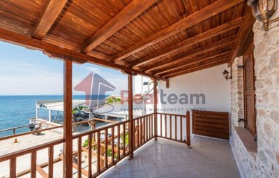 412b477d476e4c55b9e1b57188a96532