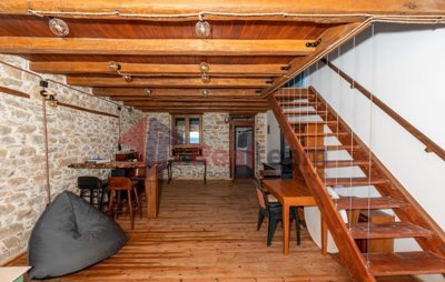 84a2c0f760d04e3a9e3f23ed79d9c6d4