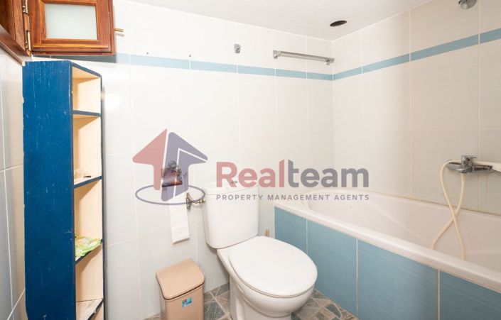 Image No.22-2 Bed Property for sale