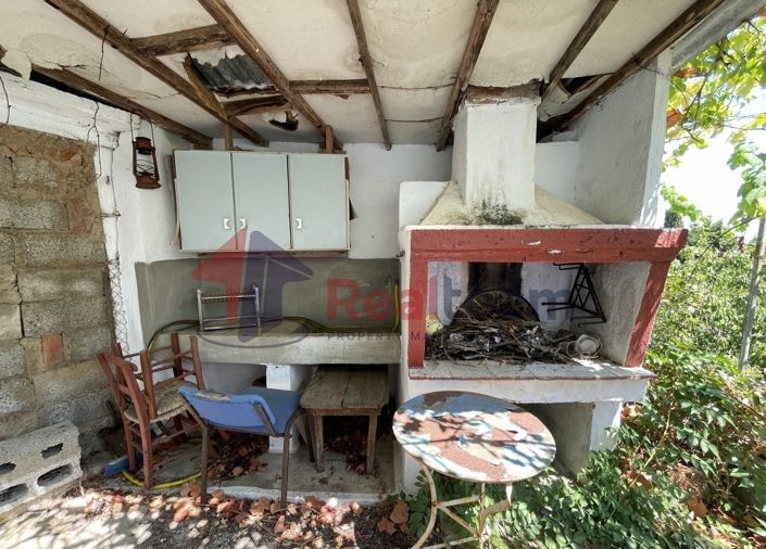 Image No.13-1 Bed Property for sale