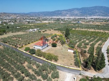 4 Bed Property for sale