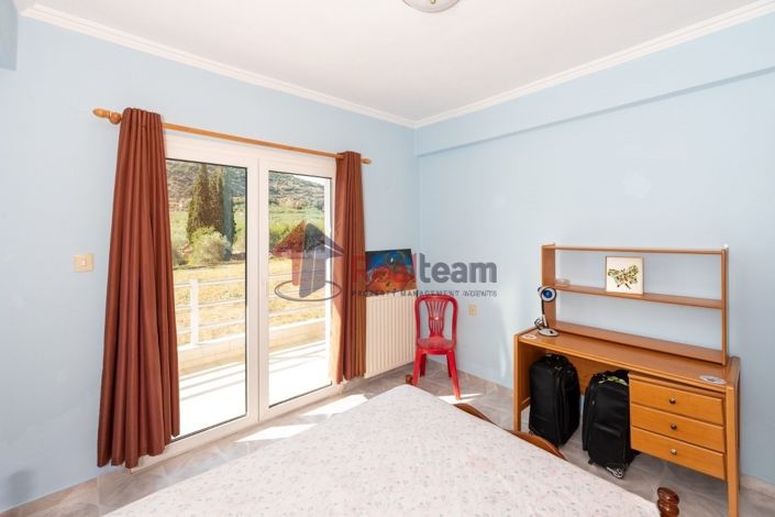 Image No.9-4 Bed Property for sale