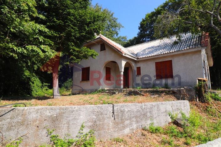 Image No.21-3 Bed Property for sale