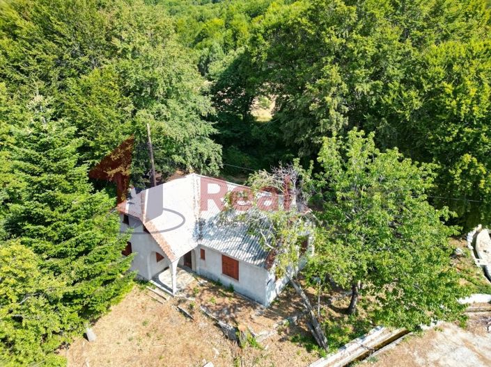 Image No.23-3 Bed Property for sale