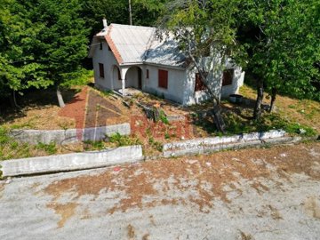 img72e1b258-1e5e-49d1-8766-1416719592e8