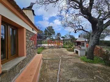 img757cab90-f9ae-4843-87ef-9d2343c0e52b