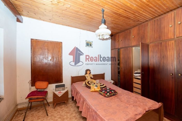 Image No.20-3 Bed Property for sale