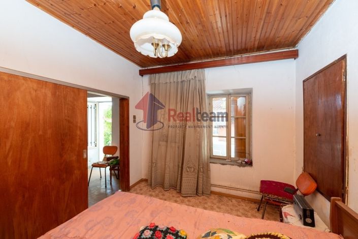 Image No.22-3 Bed Property for sale