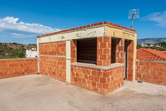 Image No.18-3 Bed Property for sale