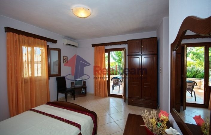 Image No.18-2 Bed Property for sale