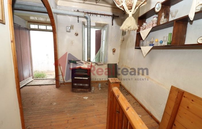 Image No.11-4 Bed Property for sale