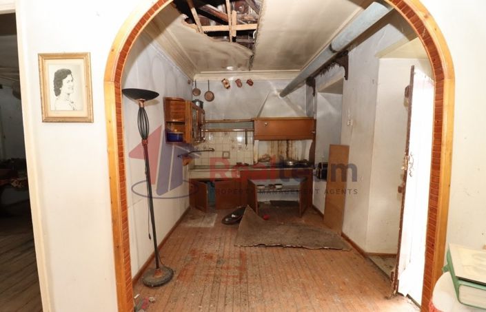 Image No.12-4 Bed Property for sale