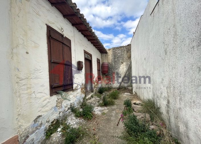 Image No.6-4 Bed Property for sale