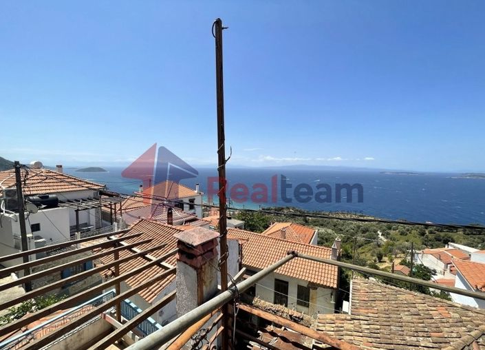 Image No.8-4 Bed Property for sale