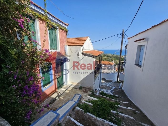 Image No.17-2 Bed Property for sale