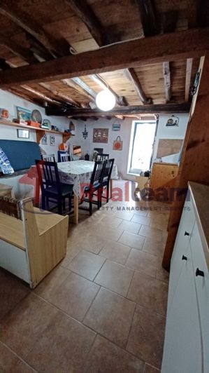 Image No.19-2 Bed Property for sale