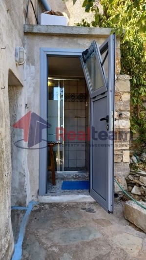 Image No.23-2 Bed Property for sale