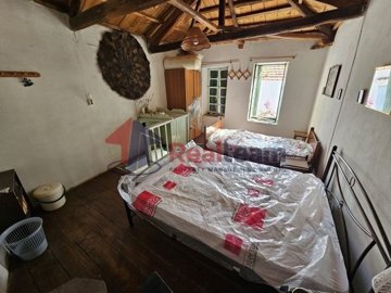 imgd112c273-7c71-4517-94ff-40371ff14b01