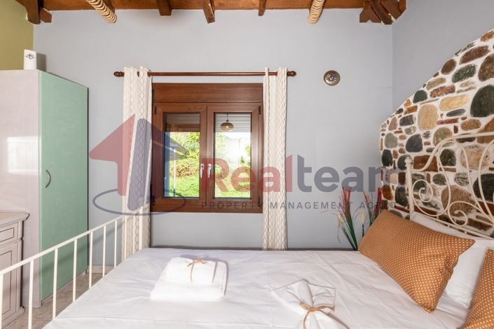 Image No.15-2 Bed Property for sale