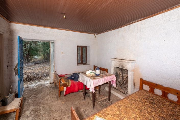 Image No.20-1 Bed Property for sale