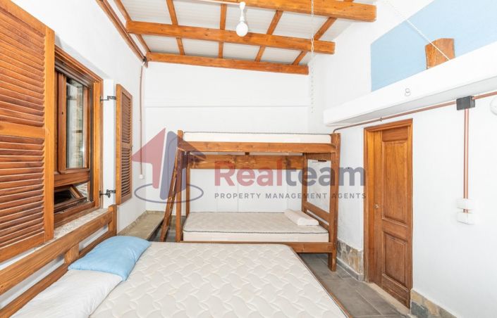 Image No.17-2 Bed Property for sale