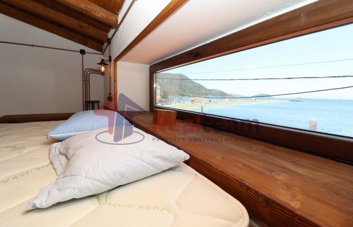 Image No.24-2 Bed Property for sale