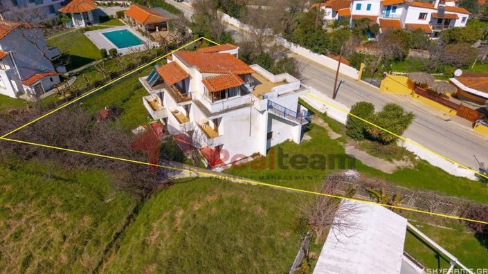 Image No.4-7 Bed Hotel for sale