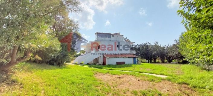 Image No.8-7 Bed Hotel for sale