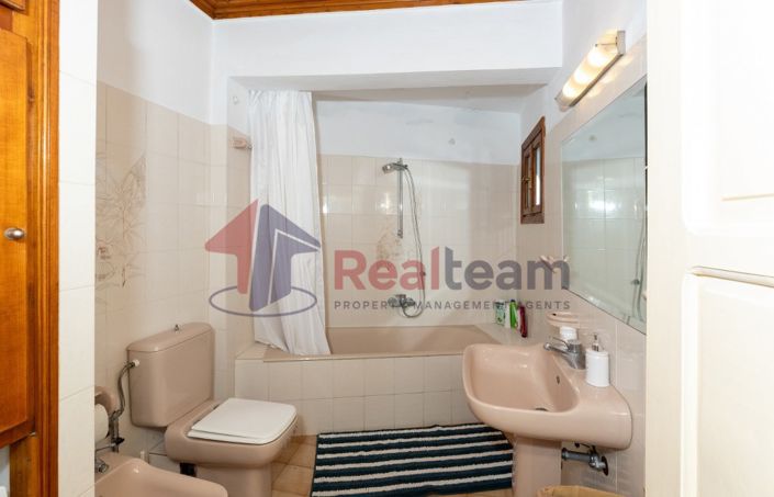 Image No.16-2 Bed Property for sale