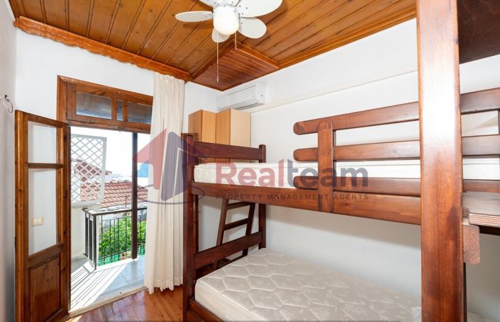 Image No.20-2 Bed Property for sale