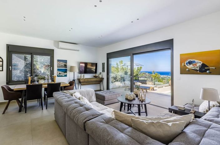 Image No.11-4 Bed Villa for sale