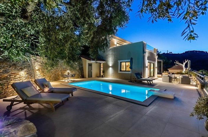 Image No.19-4 Bed Villa for sale