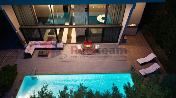 Image No.1-3 Bed Villa for sale